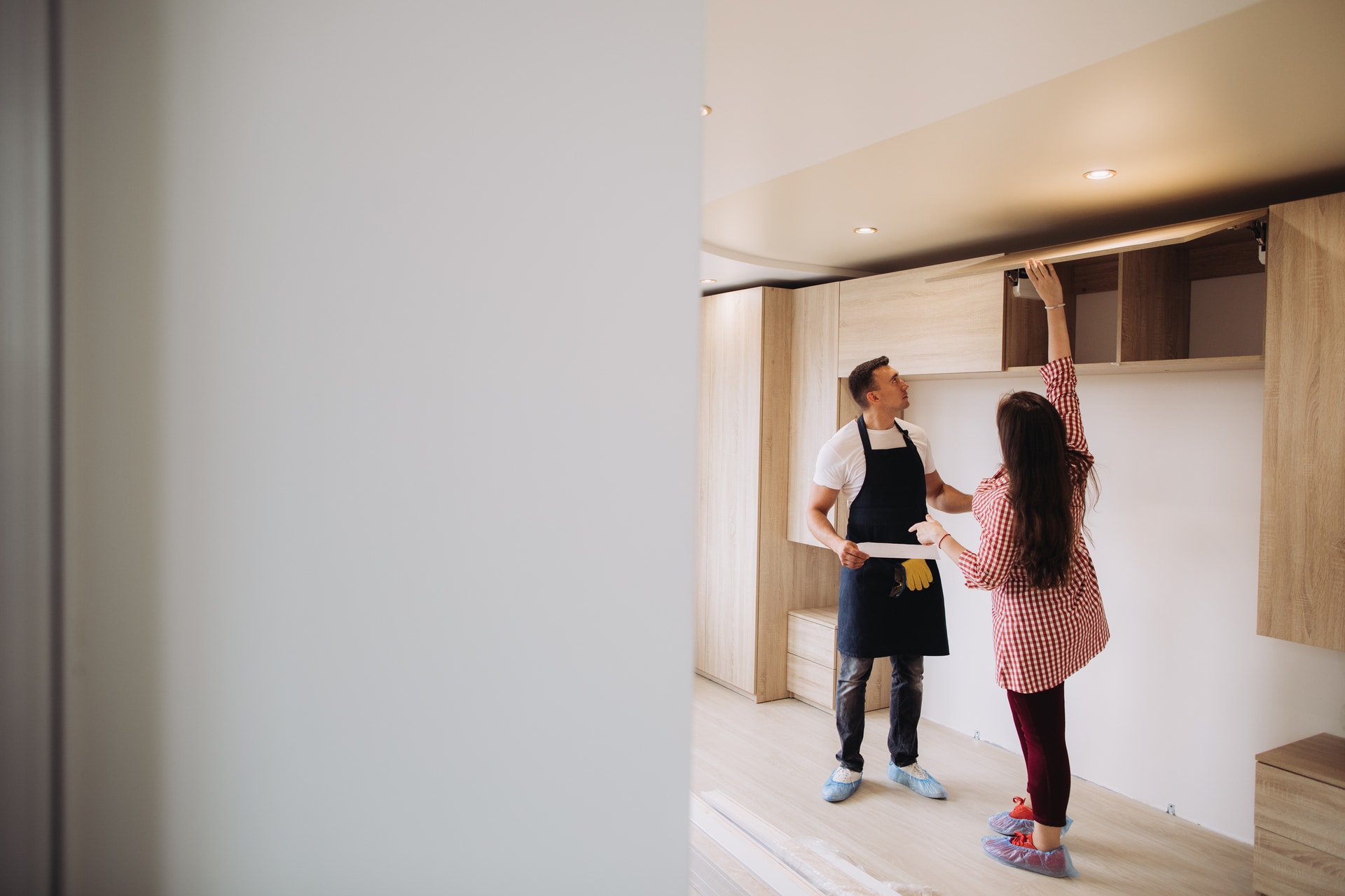 peut-on fixer des meubles de cuisine dans du placo