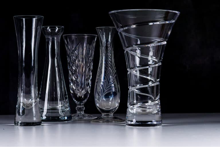 comment-remplir-vase-verre-transparent